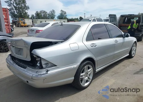 2006 Mercedes-Benz S 500 из США, поврежденный, VIN WDBNG75J06A480747